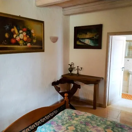 アパート Casa Nel Bosco Bossolasco