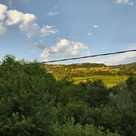 Casa Nel Bosco Apartment *